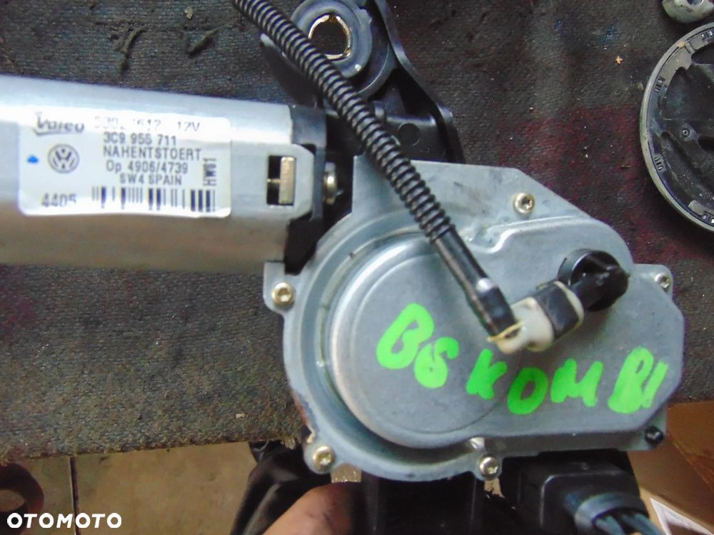 Silniczek wycieraczek Passat b6 Kombi tył - 1