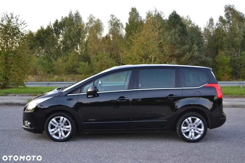 Peugeot 5008 - 3