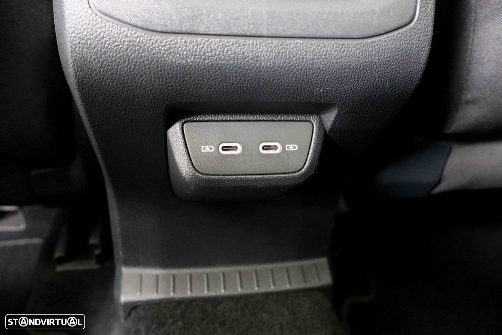 VW T-Cross 1.0 TSI Life DSG - 37