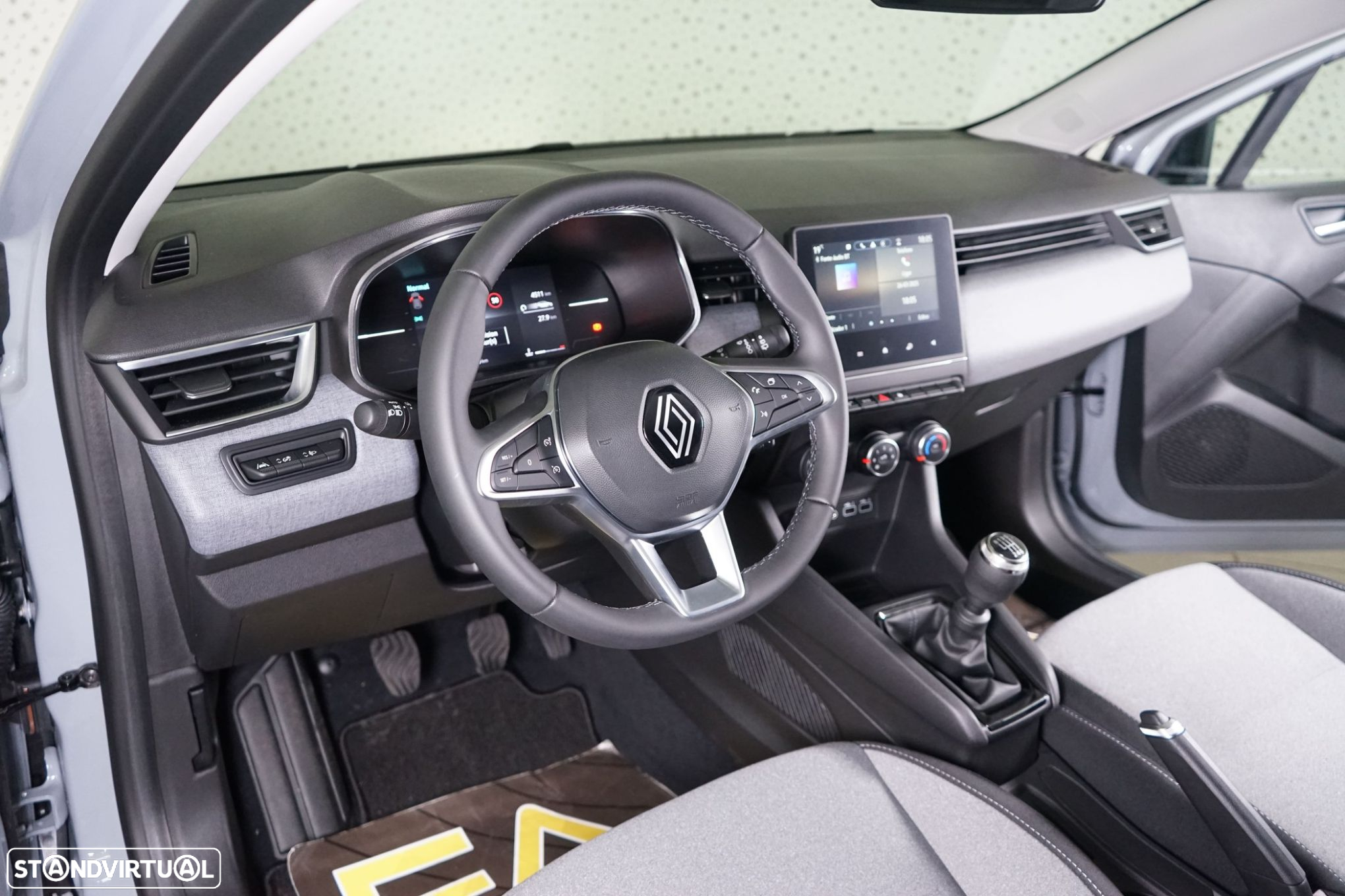 Renault Clio 1.0 TCe Evolution - 14