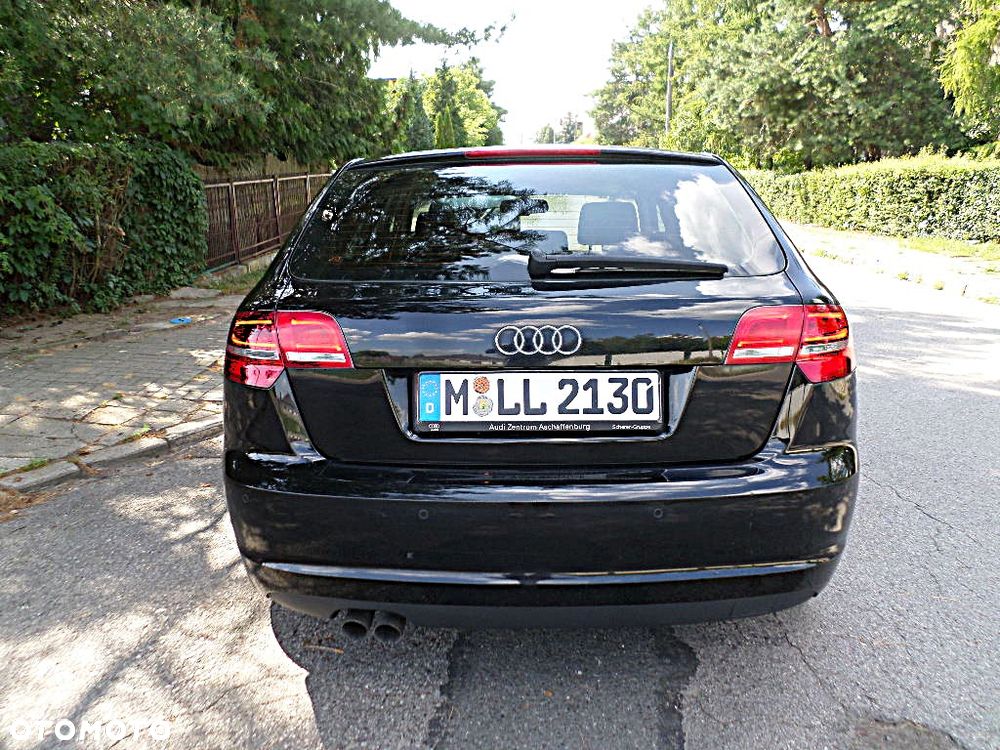 Audi A3 Sportback 2.0 TDI DPF Ambiente - 26