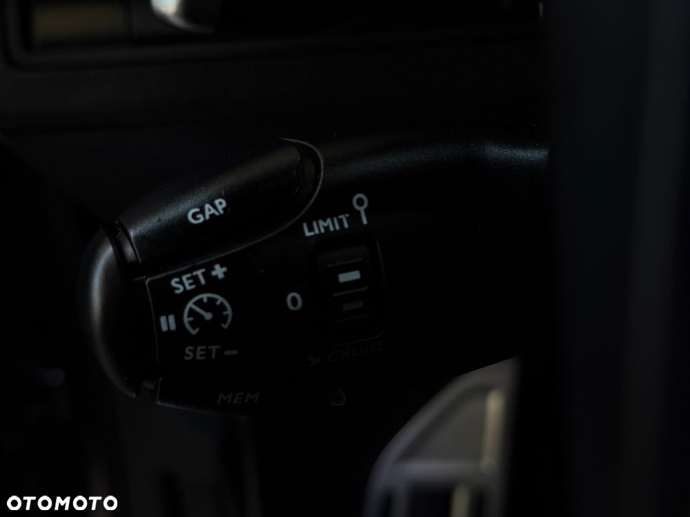 Peugeot 5008 2.0 BlueHDI GT S&S EAT8 - 19