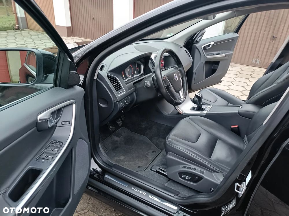 Volvo XC 60 D4 Summum - 6
