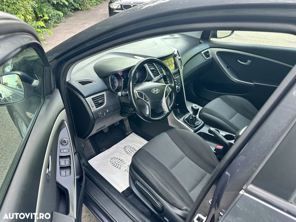 HYUNDAI i30 2015 — imagine 8
