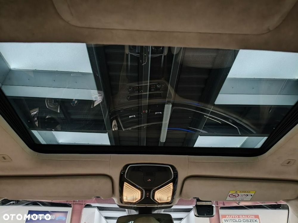 BMW Seria 7 - 16