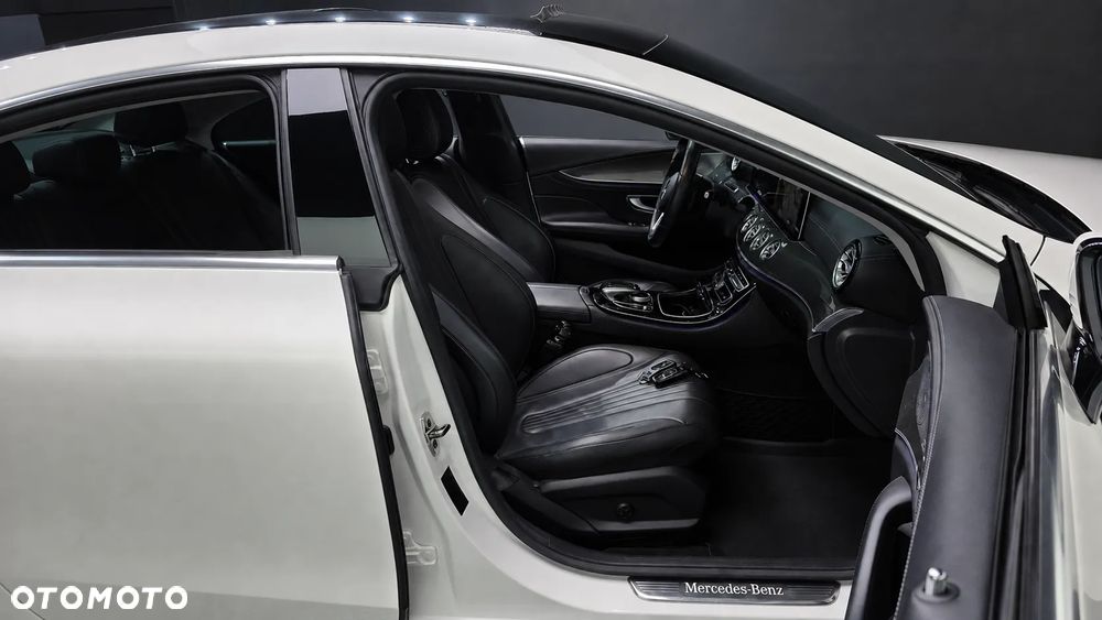 Mercedes-Benz CLS - 14