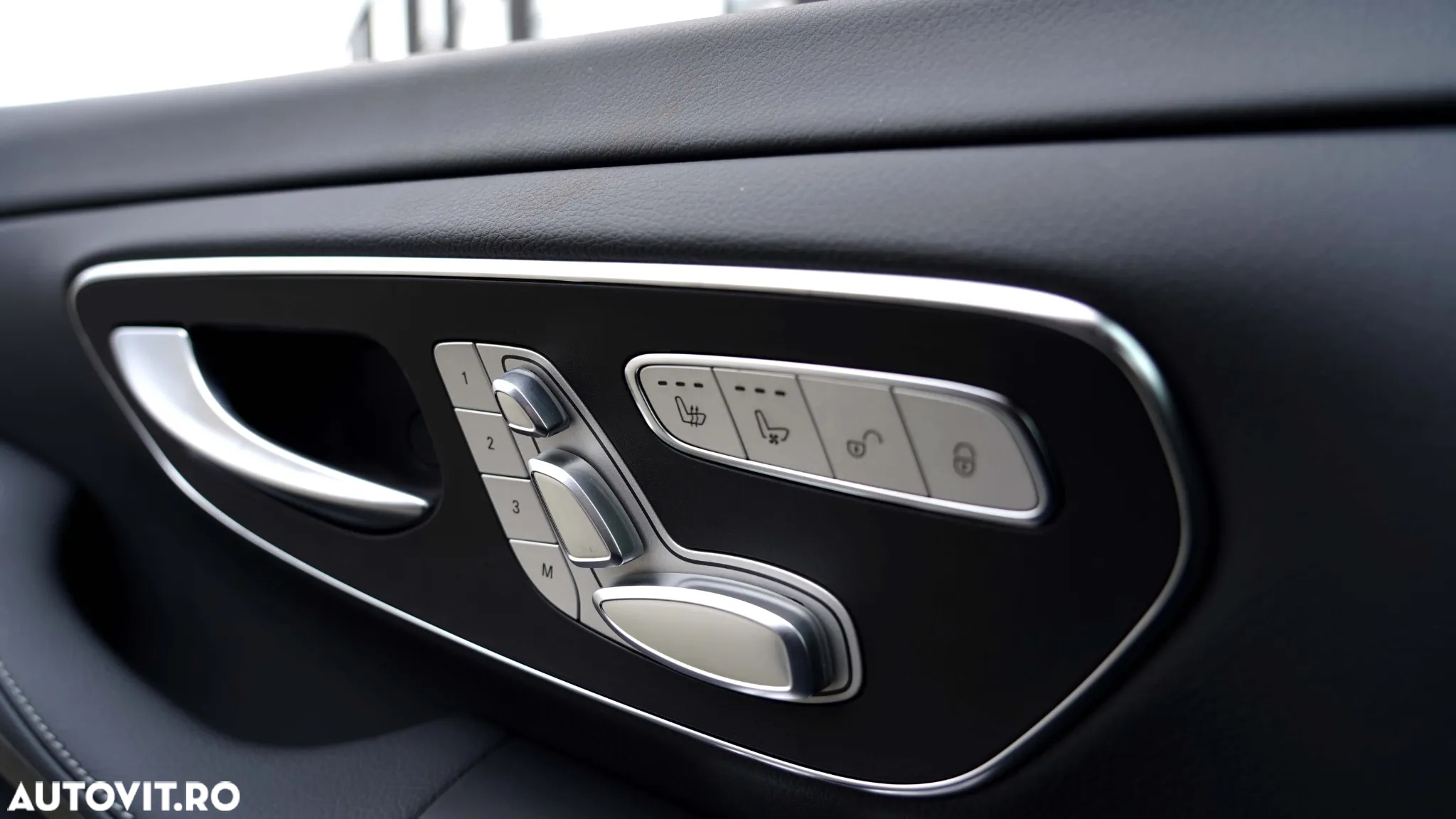 Mercedes-Benz V 300 d Combi Lung 237 CP AWD 9AT AVANTGARDE EDITION - 16