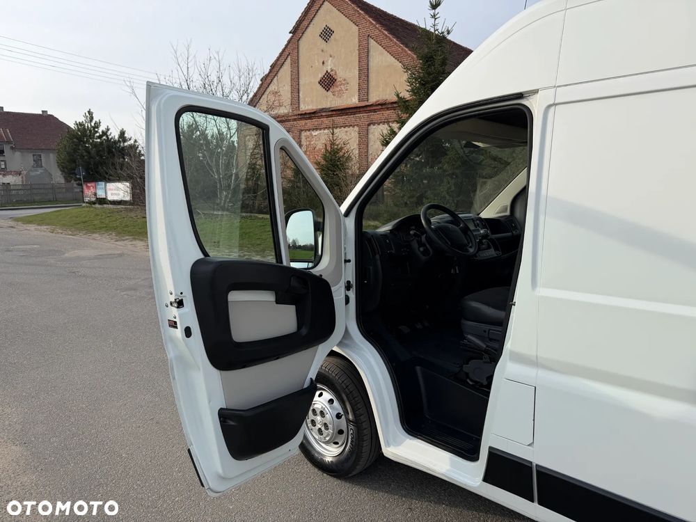 Peugeot Boxer * 2.0 / 130KM * L2H2 * Furgon / Blaszak * Średni / Podwyższany * - 24