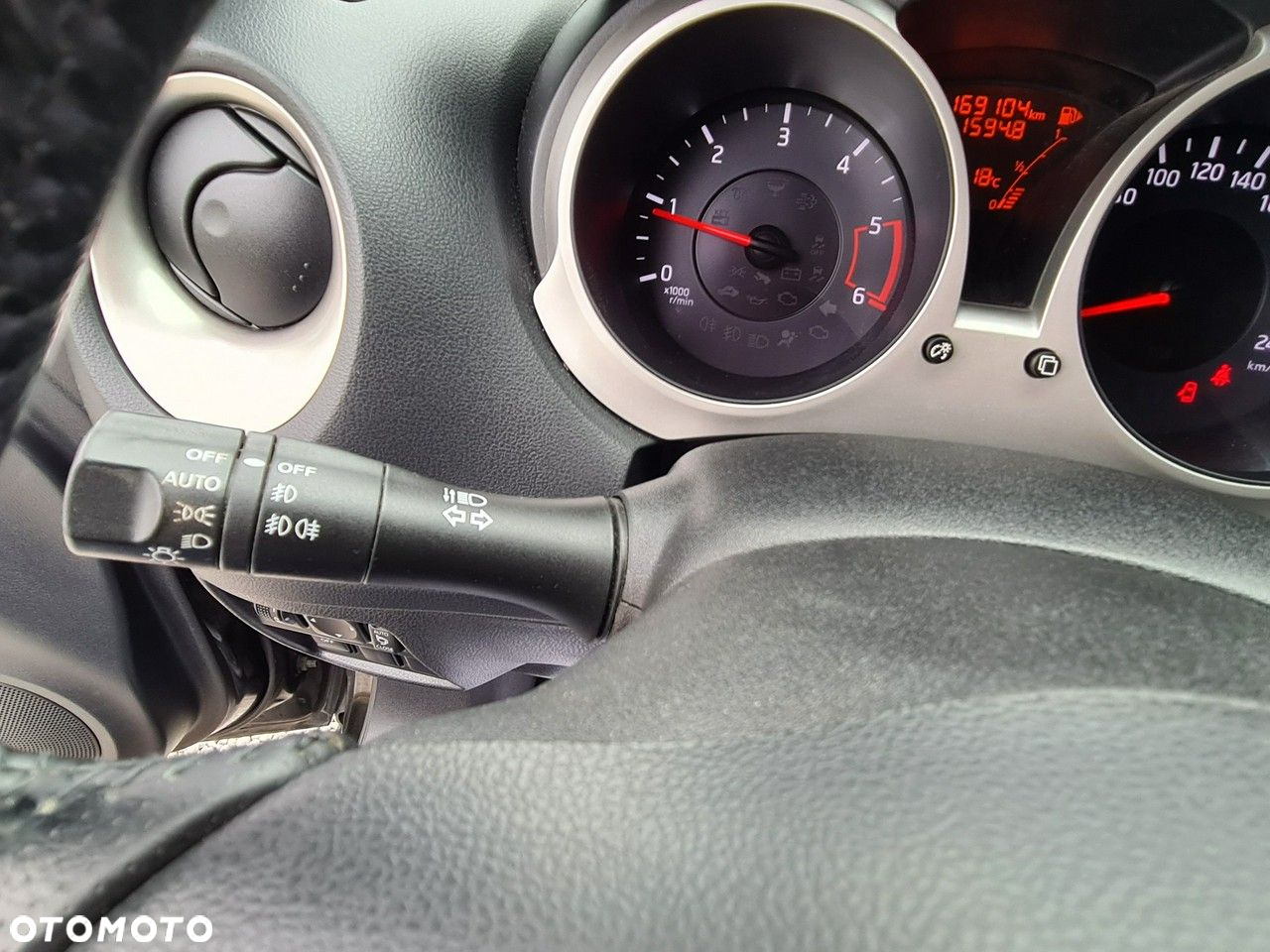 Nissan Juke 1.5 dCi Tekna - 16