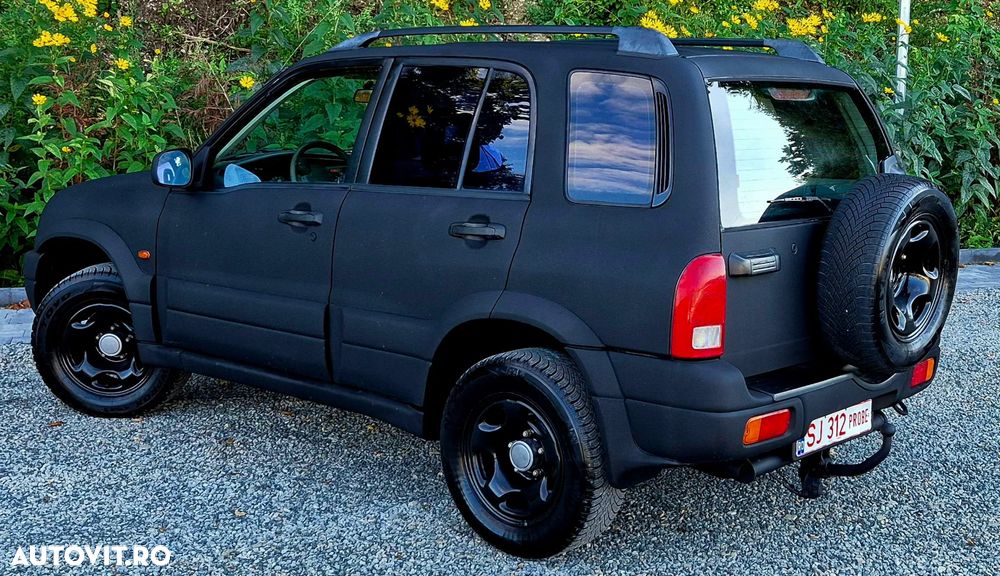 Suzuki Grand Vitara 2.0 TD Club - 15