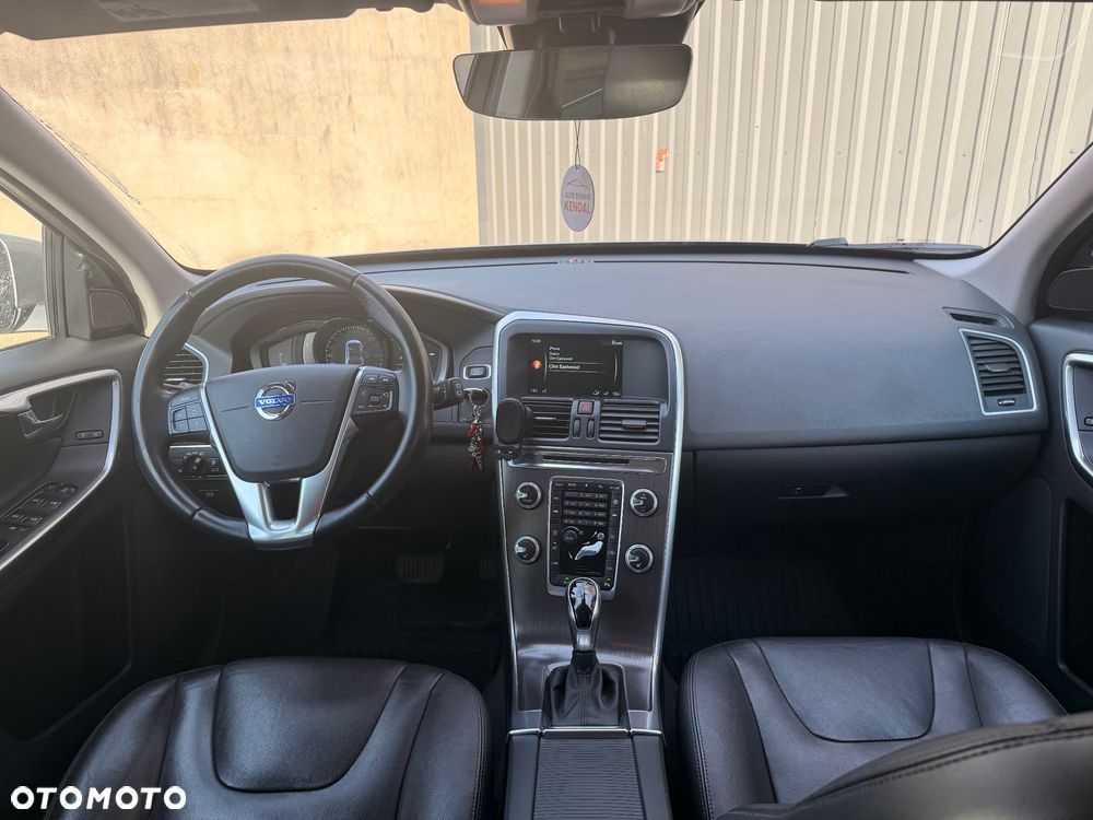 Volvo XC 60 T6 Geartronic Momentum - 2