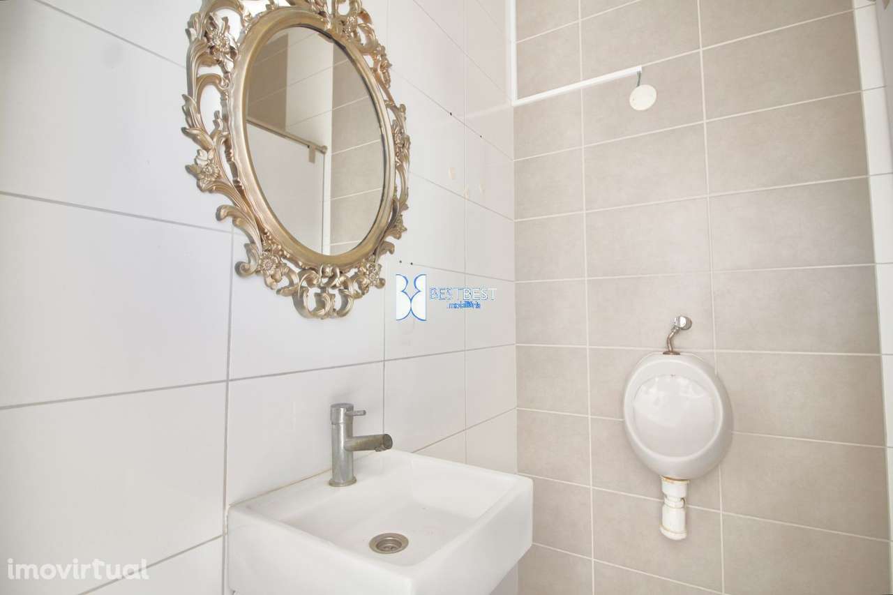 ESTÚDIO C/ 127 m² EM PAREDES–COMERCIAL,VIABILIDADE PARA HABITAÇAO - Grande imagem: 4/12