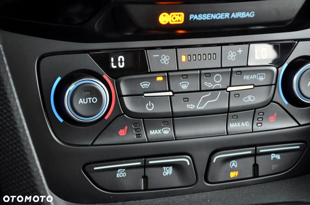 Ford Tourneo Connect - 35