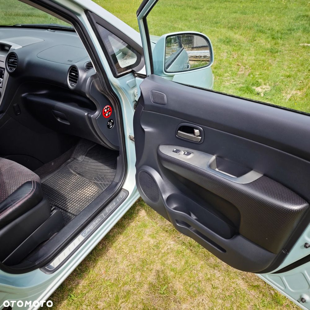 Kia Carens 2.0 CRDi Freedom - 9