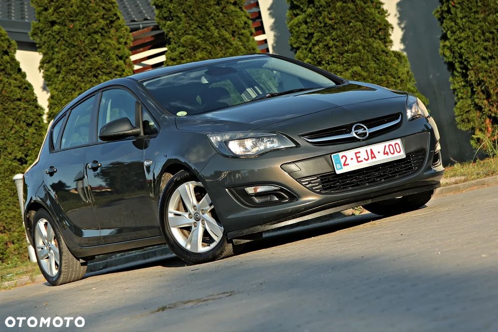 Opel Astra 1.7 CDTI DPF Cosmo - 5