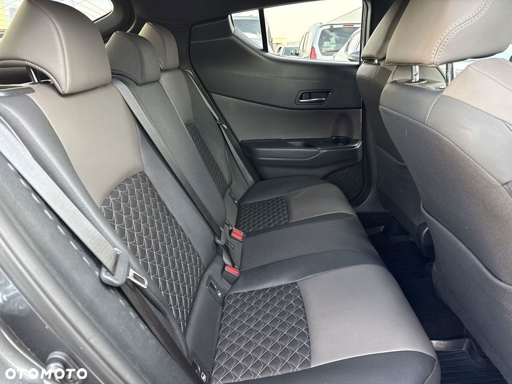 Toyota C-HR 1.8 Hybrid Executive - 8