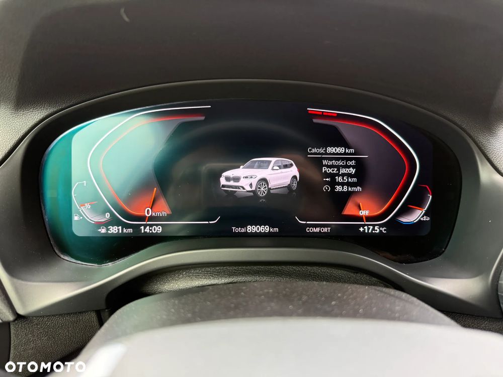 BMW X3 xDrive30i Luxury Line - 11