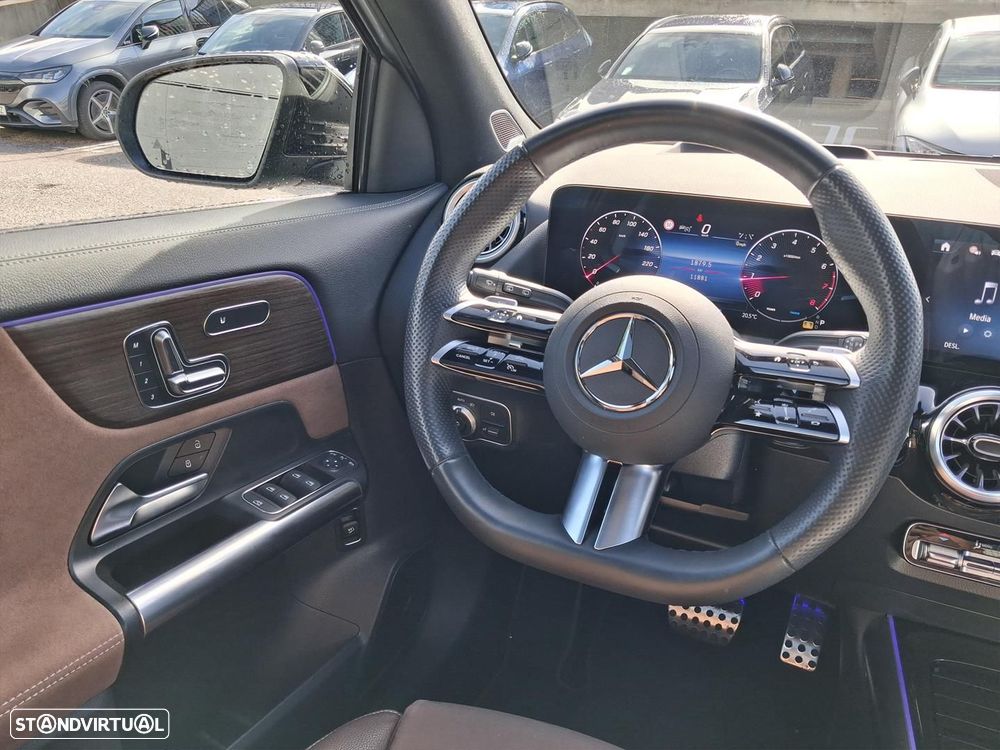 Mercedes-Benz GLA 200 AMG Line - 16