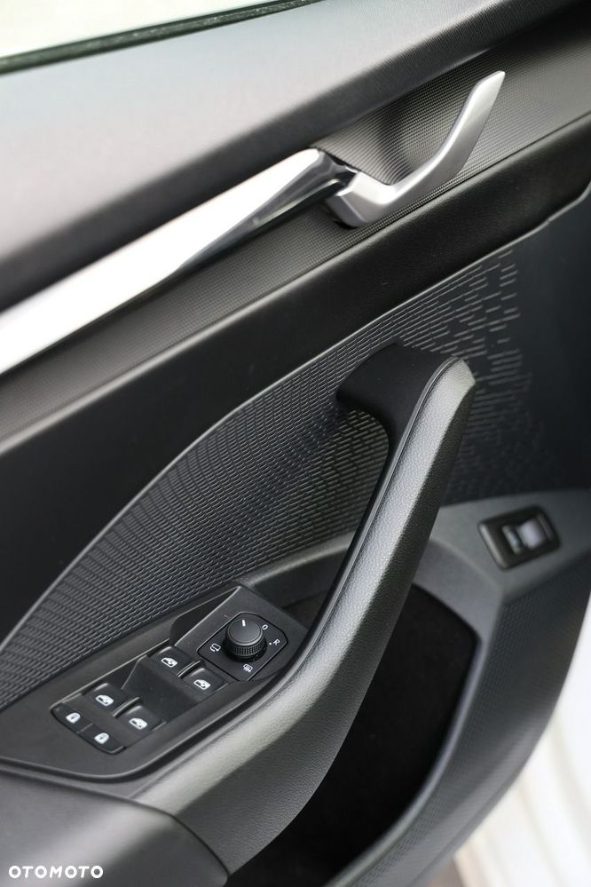 Skoda Octavia 1.5 TSI Selection - 14