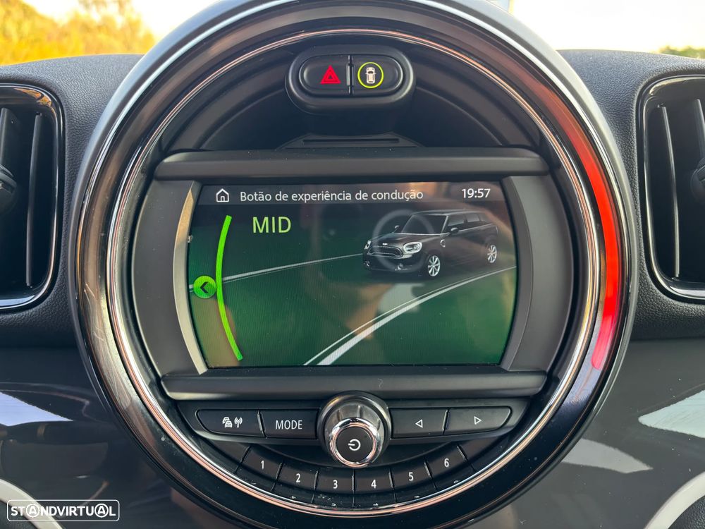 MINI Countryman Cooper SE ALL4 Auto - 30