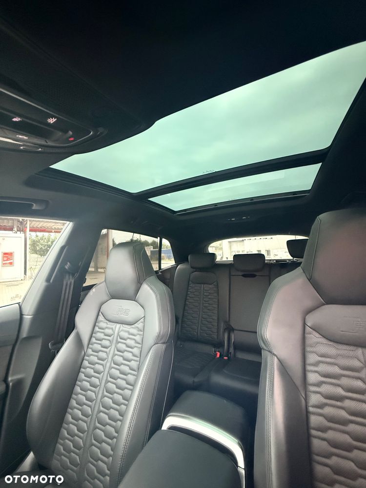 Audi RS Q8 - 16