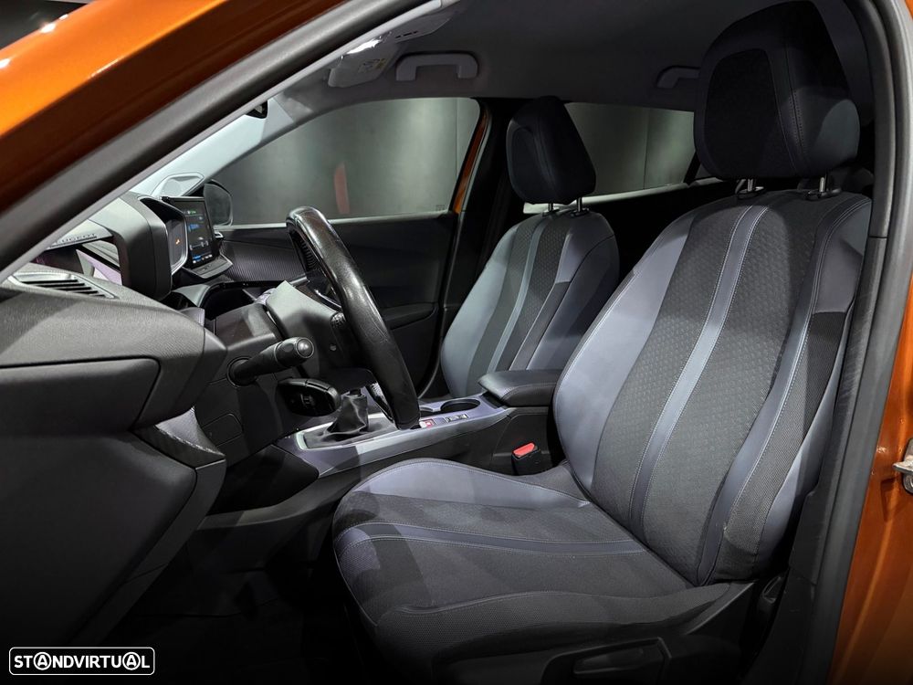 Peugeot 2008 1.2 PureTech Allure Pack - 15