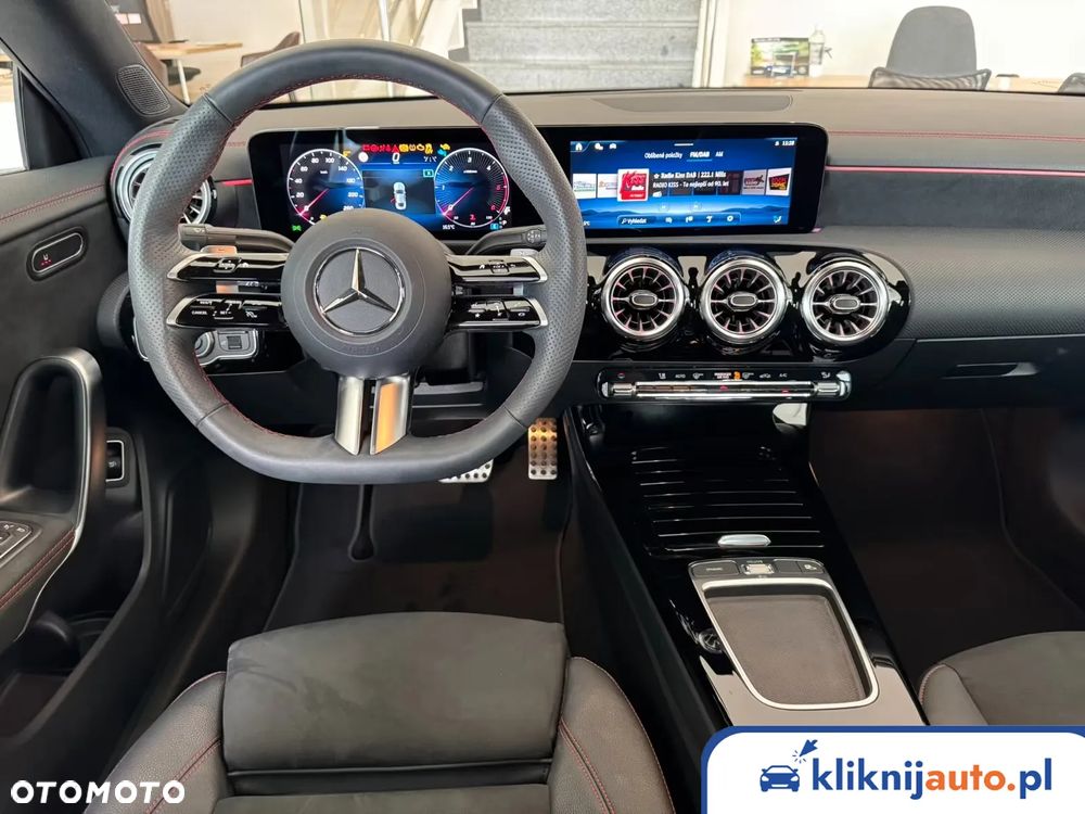 Mercedes-Benz CLA 180 AMG Line 7G-DCT - 6