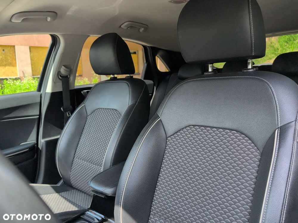 Kia Ceed 1.5 T-GDI Tribute - 13