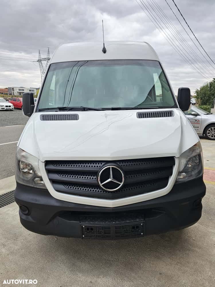 Mercedes-Benz Sprinter - 1