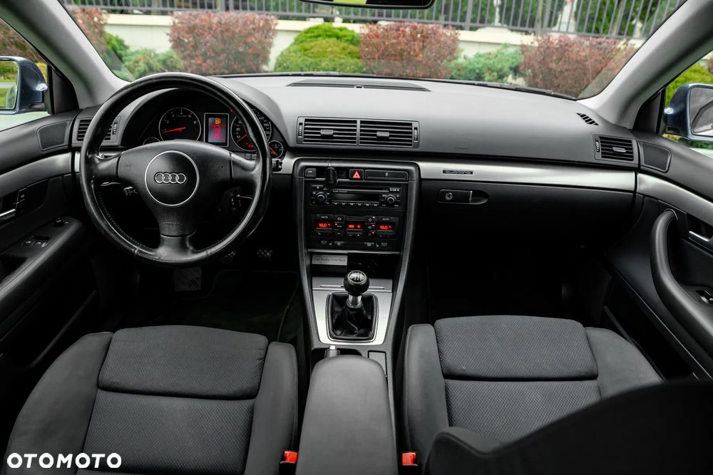 Audi A4 Avant 1.8T - 24
