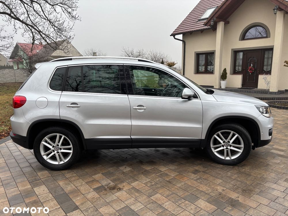 Volkswagen Tiguan 2.0 TDI DPF BlueMotion Technology Trend & Fun - 9