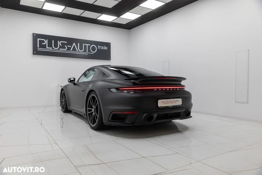 Porsche 911-TURBO-S Standard - 12