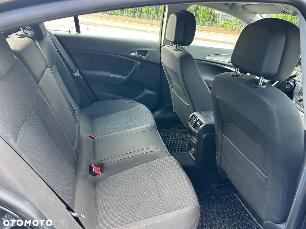 Opel Insignia 1.6 T Edition S&S - 7