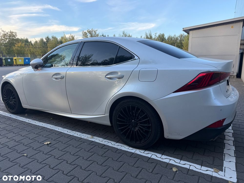 Lexus IS 200t / 300 Elegance - 40