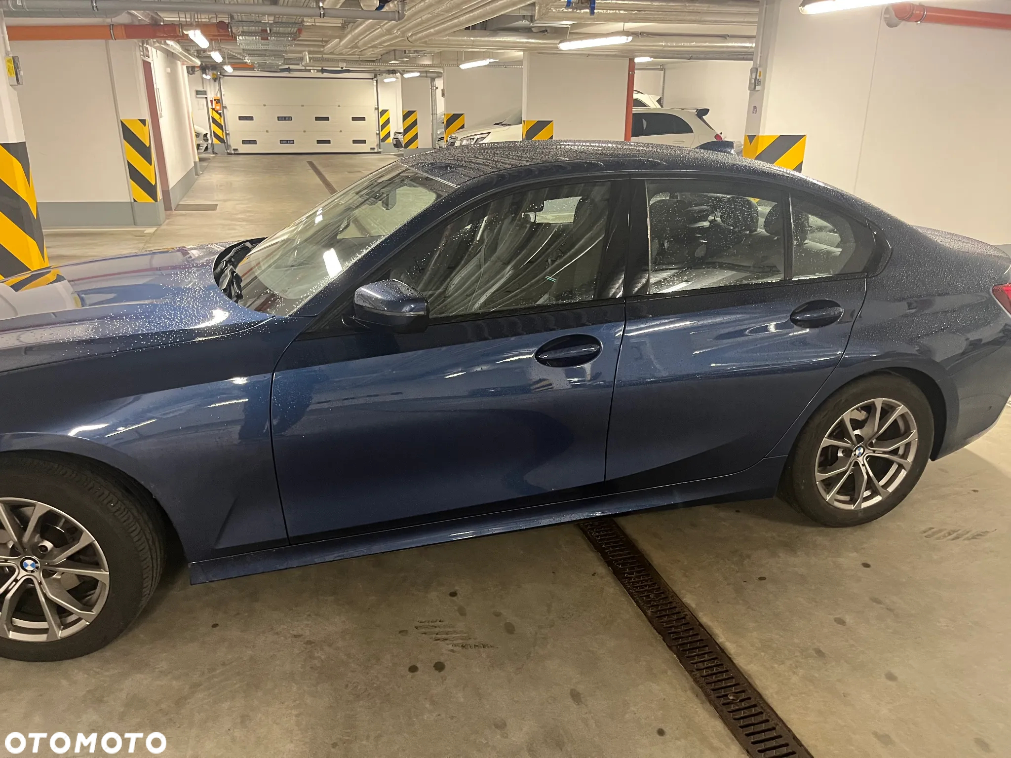 BMW Seria 3 318i Sport Line - 2