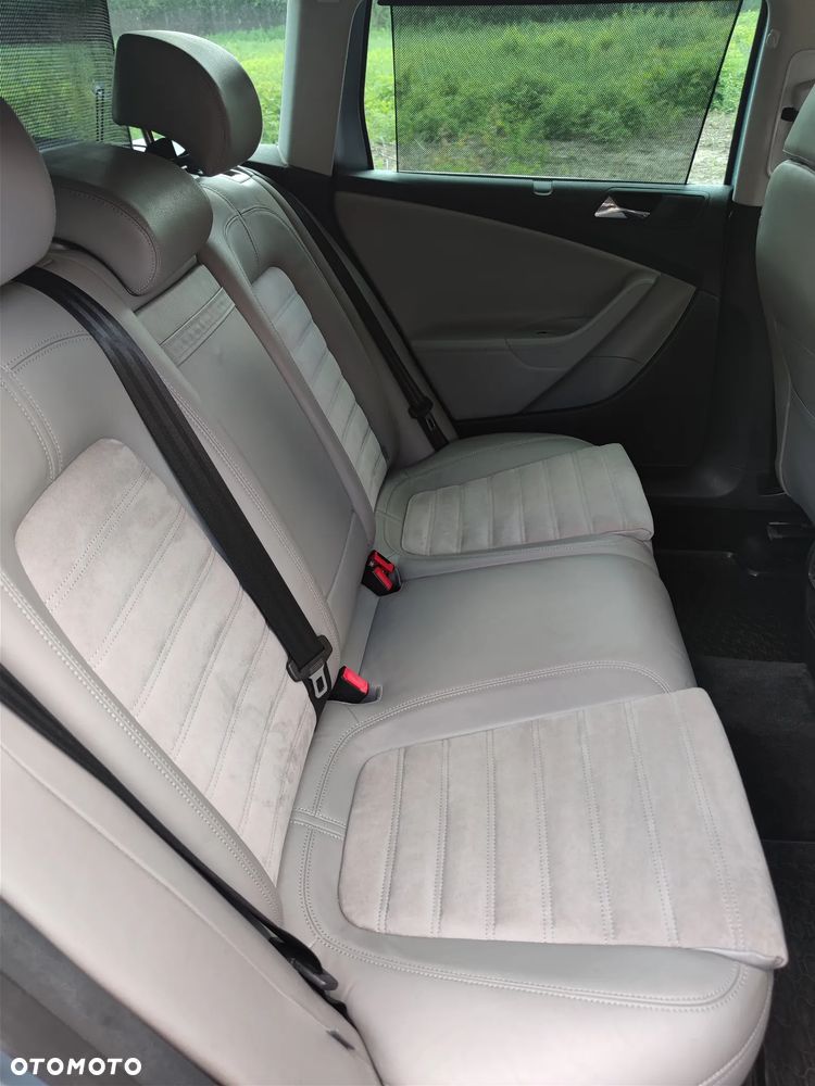 Volkswagen Passat 2.0 TSI Highline - 8