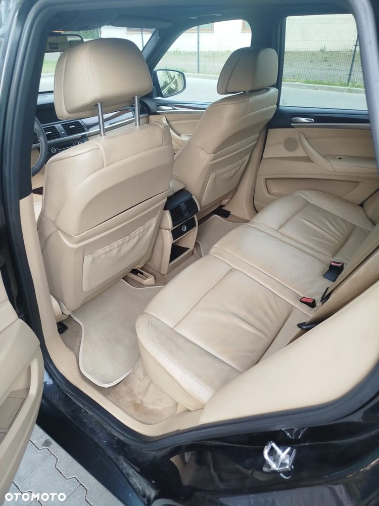BMW X5 xDrive35d - 10