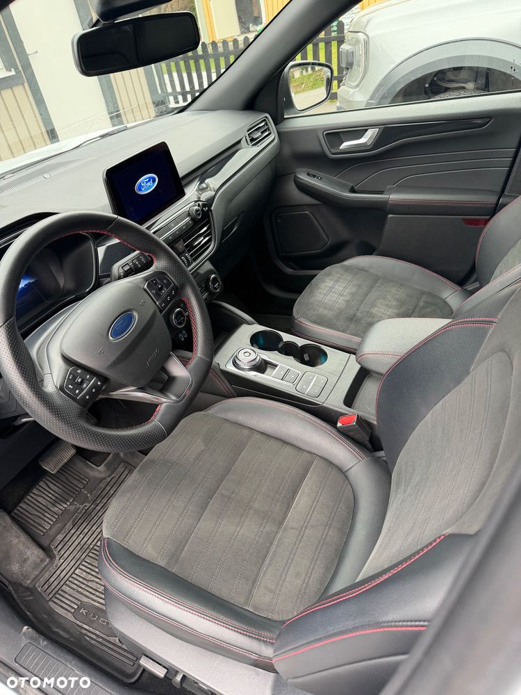 Ford Kuga - 4