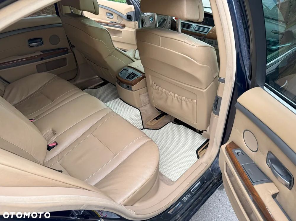 BMW Seria 7 730d - 22