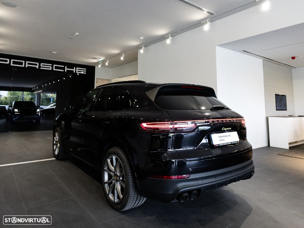 Porsche Cayenne E-Hybrid - 8