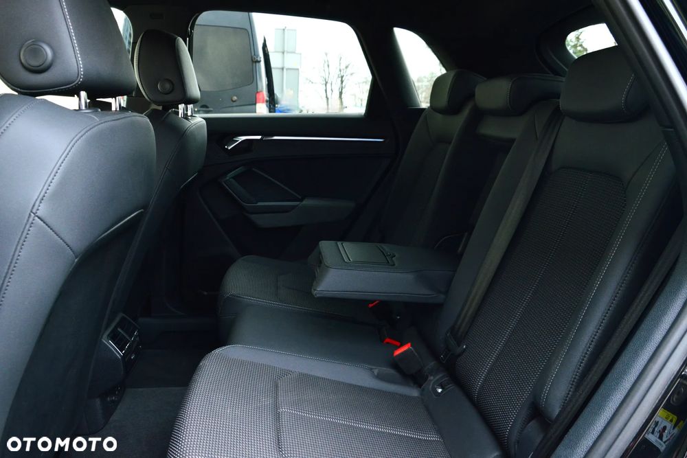 Audi Q3 45 TFSI e S Line S tronic - 17