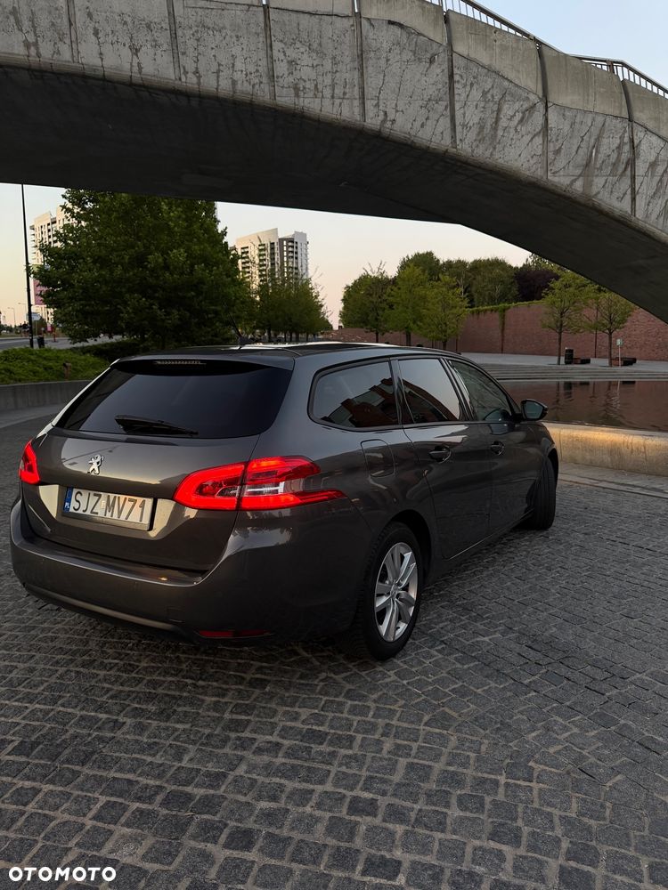 Peugeot 308 1.5 BlueHDi Allure S&S EAT8 - 9