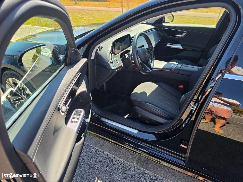 Mercedes-Benz E 300 e Avantgarde - 10