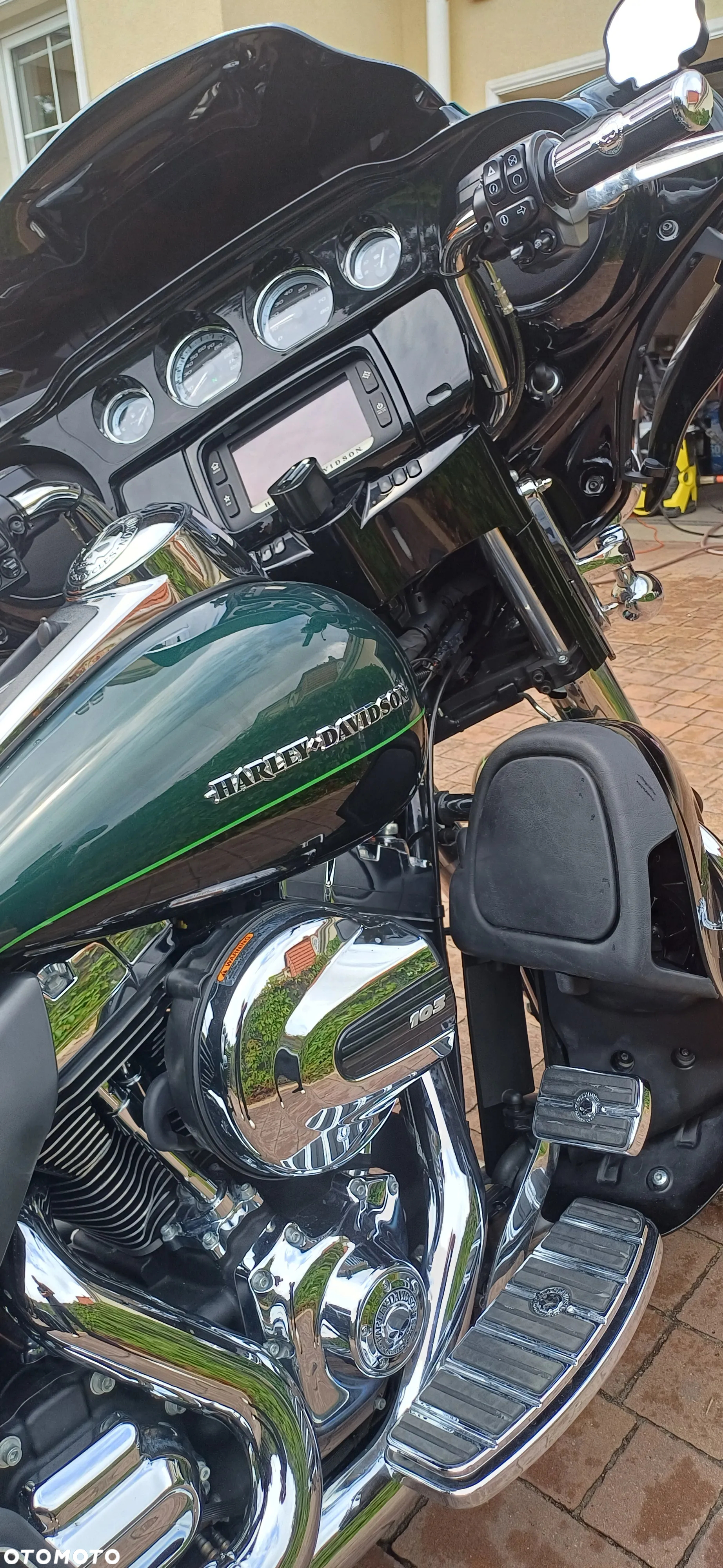 Harley-Davidson FLHTCU Ultra - 4
