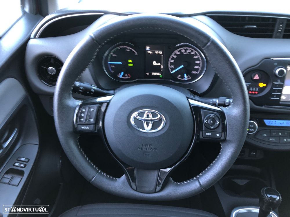 Toyota Yaris 1.5 HSD Comfort - 28
