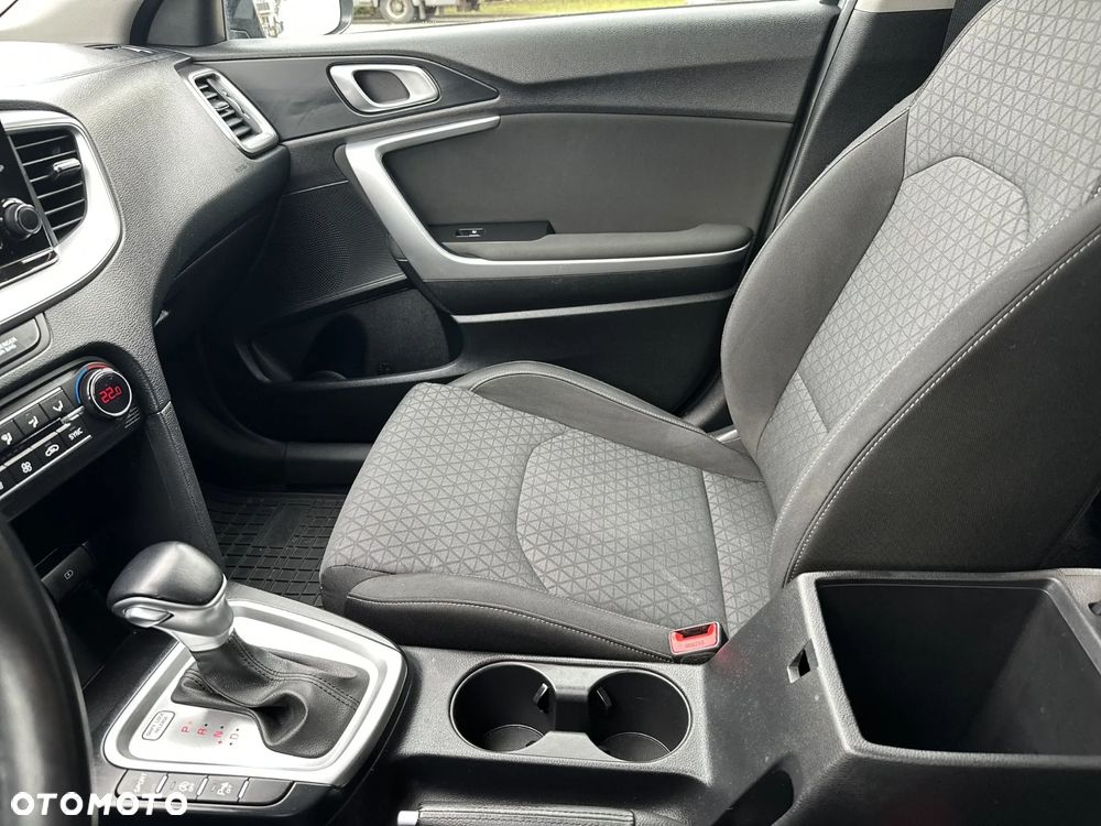 Kia Ceed 1.5 T-GDI M DCT - 40