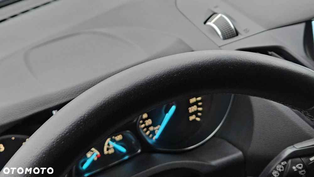 Ford Kuga 2.0 TDCi 4x4 ST-Line - 34