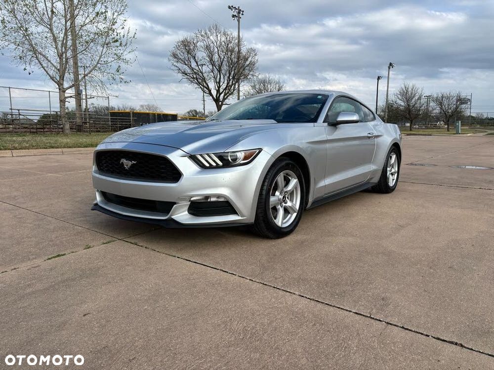 Ford Mustang 3.7 V6 - 1