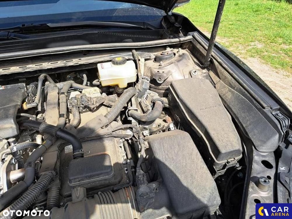 Toyota Camry - 22