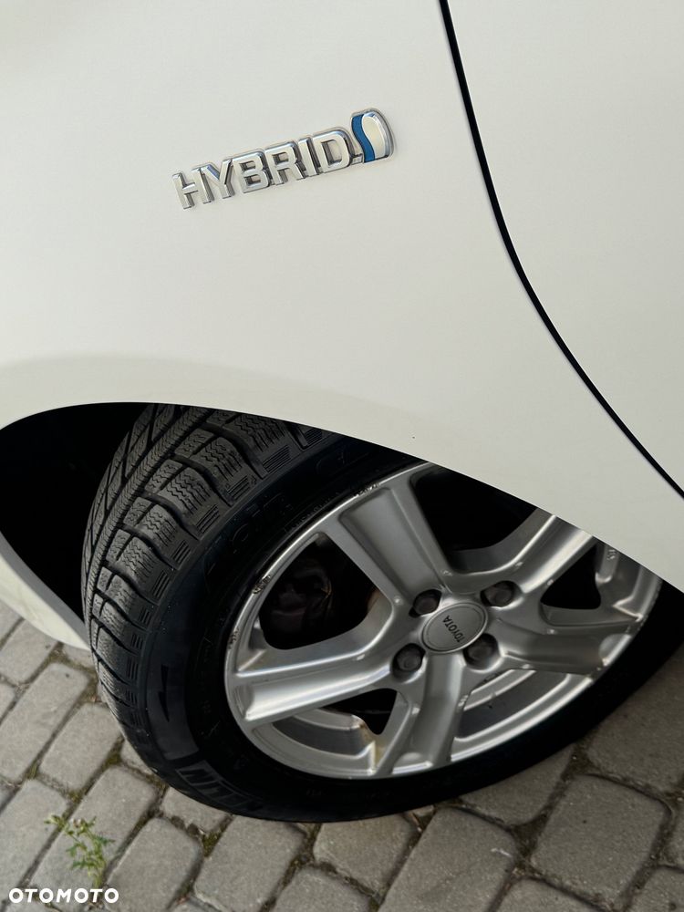 Toyota Yaris - 32